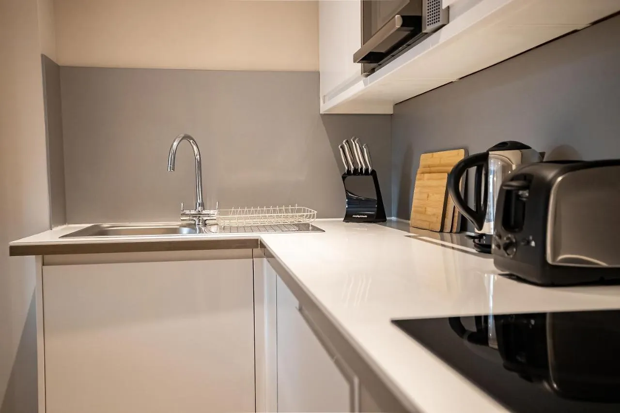 Deluxe Modern 1&2 Bed Apartments Near Brighton Beach & Station United Kingdom