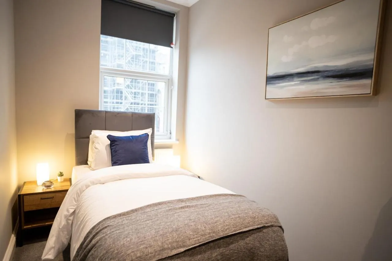 Deluxe Modern 1&2 Bed Apartments Near Brighton Beach & Station